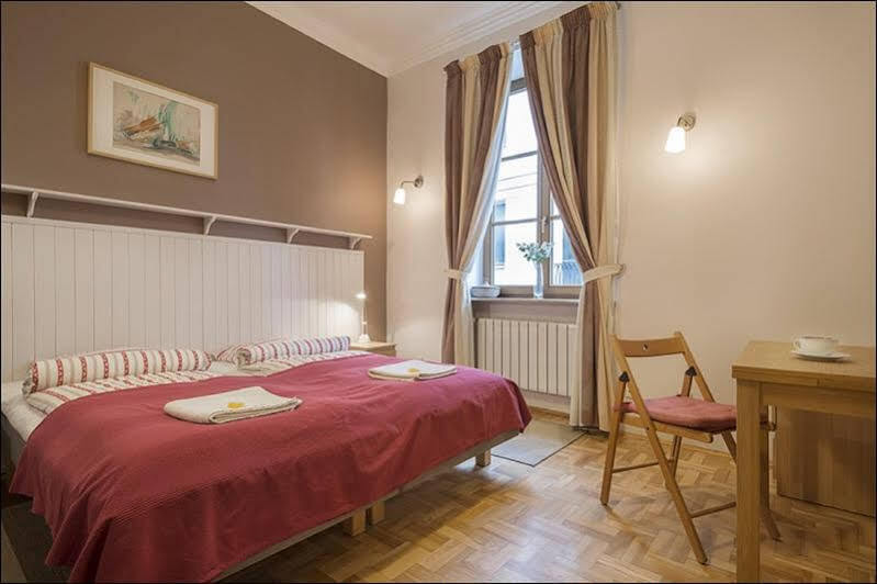 P&O Podwale Apartments Warsaw Luaran gambar